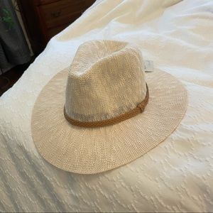 NWT | Windsor woven hat